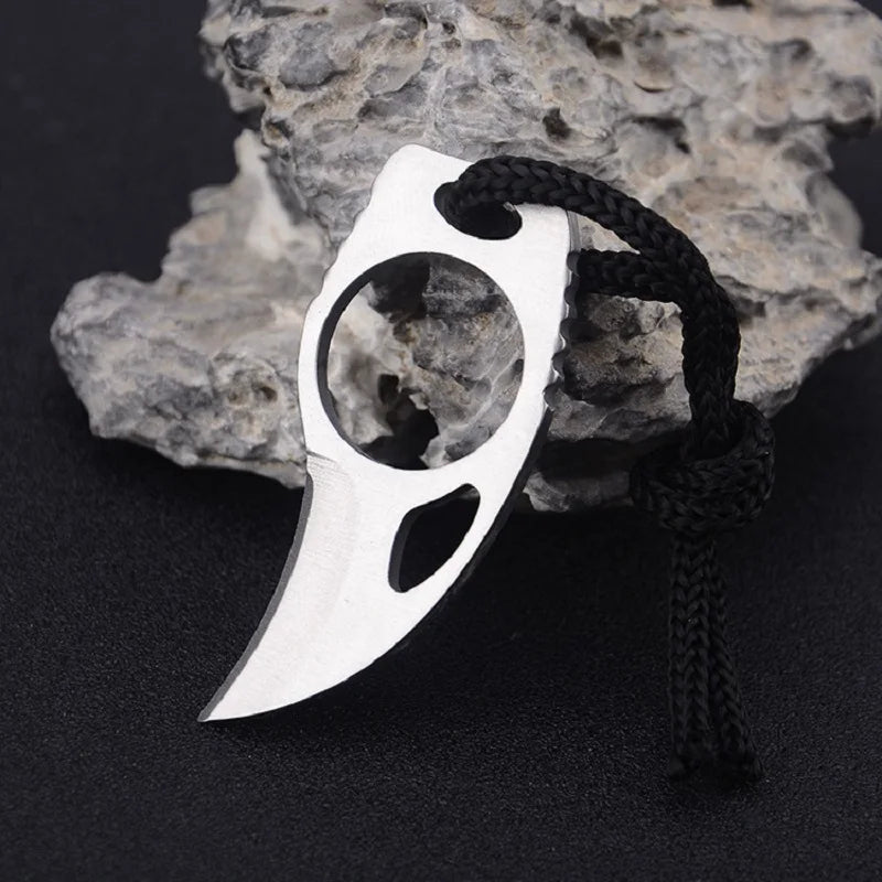 Mini Karambit de Poche avec Étui en Cuir – Outil Polyvalent pour Camping, Survie et Activités Extérieures