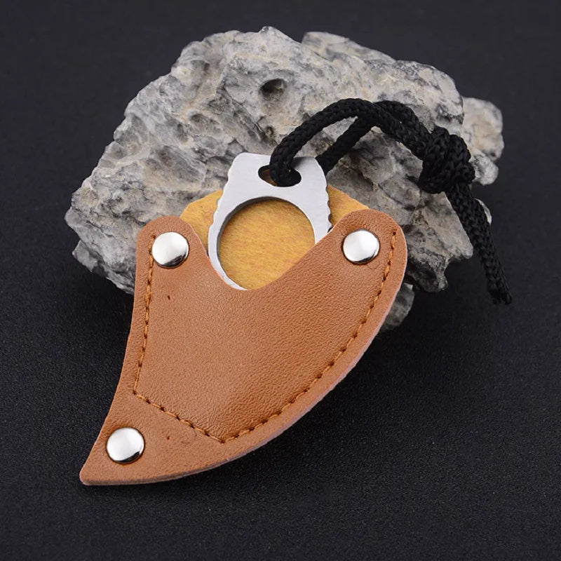 Mini Karambit de Poche avec Étui en Cuir – Outil Polyvalent pour Camping, Survie et Activités Extérieures