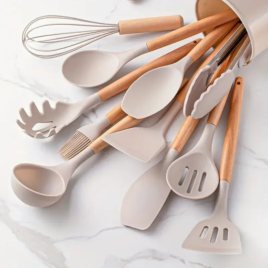 Ensemble de 12 Ustensiles de Cuisine en Silicone avec Manche en Bois – Multi-couleurs