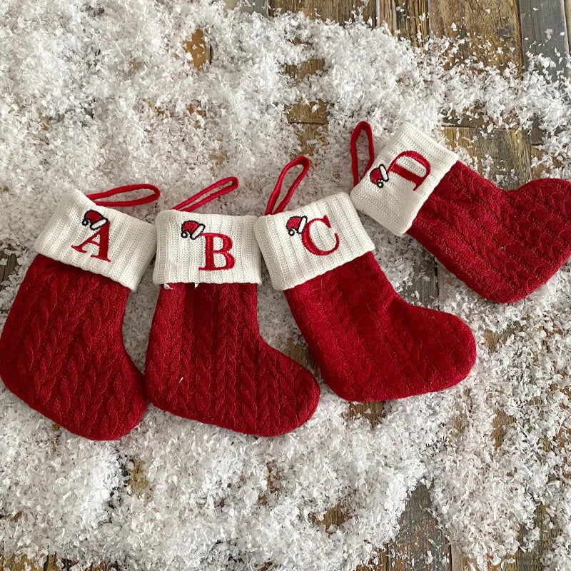 Chaussettes Tricotées Alphabet de Noël – Décorations pour Sapin et Maison